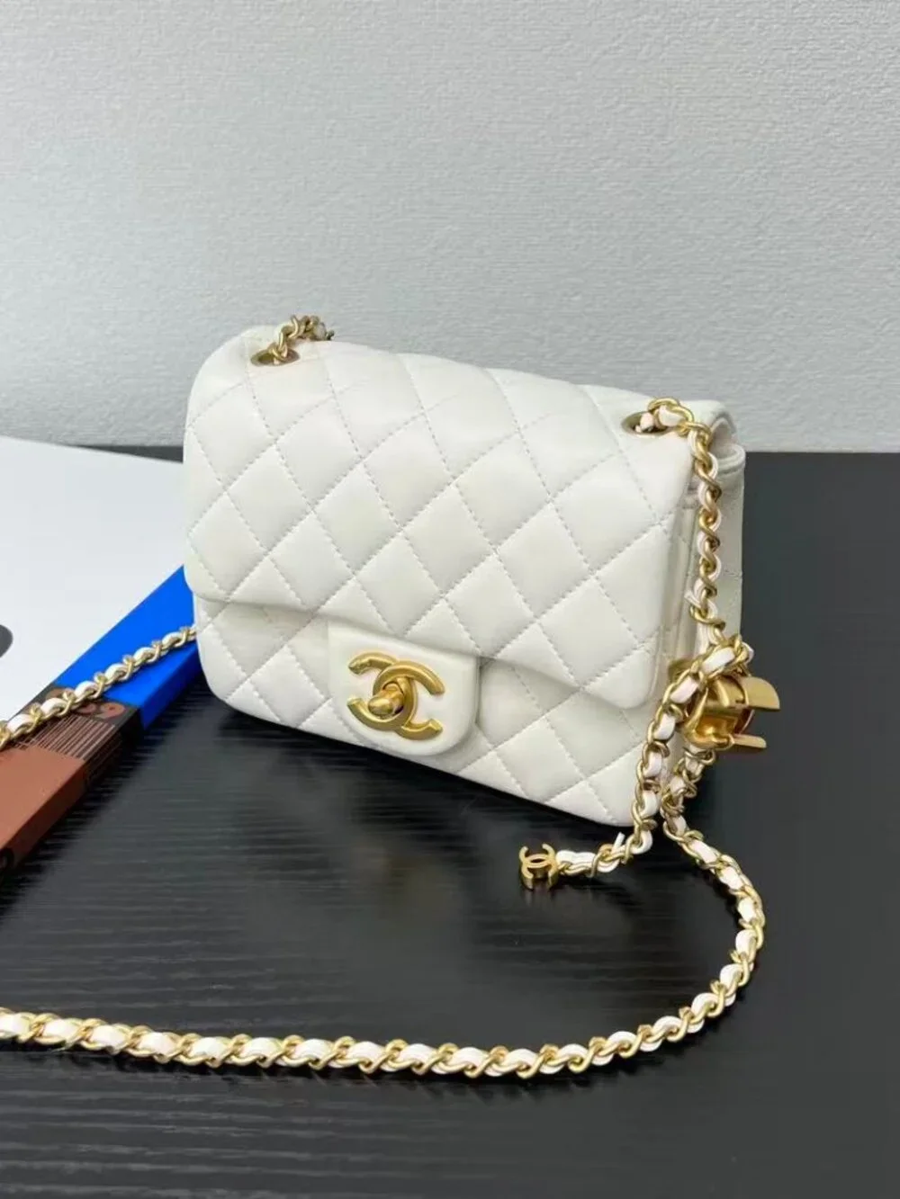 CHANEL please see